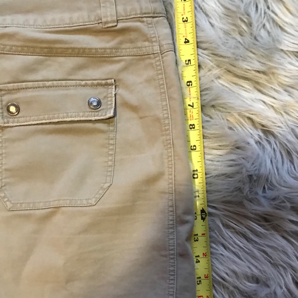 Short skirt - Picture 5 of 5